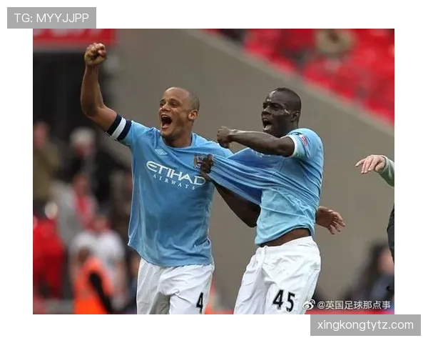 巴洛特利今天又换豪车了？和他那球场爆脾气比起来真是反差萌太大了吧！